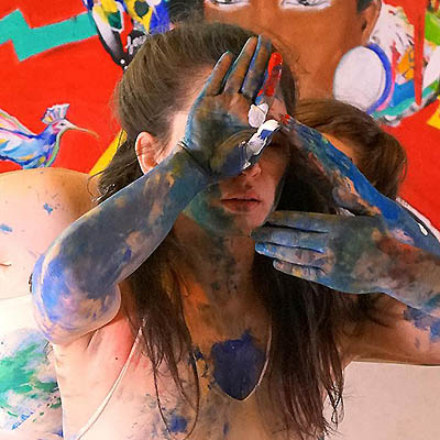 Madjin Peformeuse et plasticienne - Clara Villalba chorégraphe