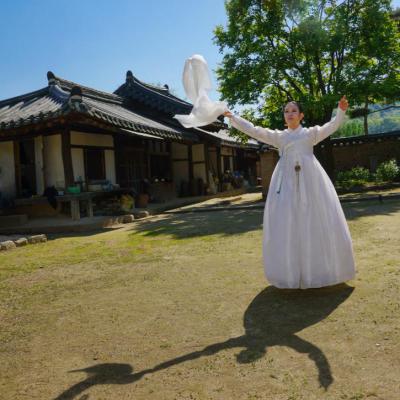 이선경 Lee Sun-Kyoung Danse chamanique Salpurichum Daegu (Corée du sud)