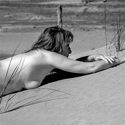 Séance n° 6 - Mai 2020 Portraits en extérieur et nus - Plage de Beauduc